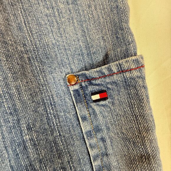 VTG Y2k TOMMY HILFIGER Size 16 Jean Shorts '04 HiRise 4"inseam Logo Preppy Denim - Picture 10 of 13